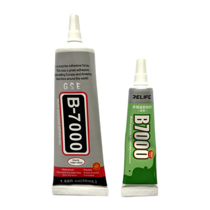 B7000 lijm 15 ml naast de tube van 50 ml, formaatvergelijking
